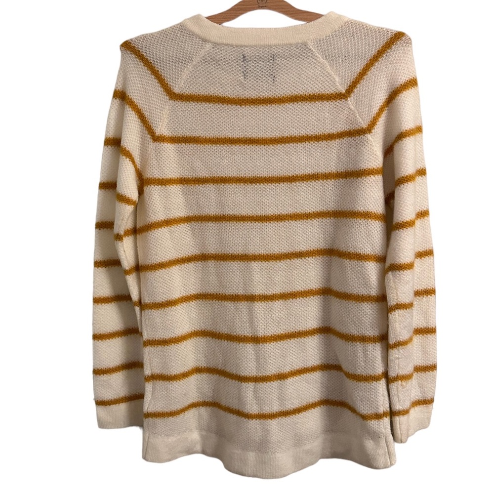 Abercrombie & Fitch Mustard Gold Striped Zipper Neck Knit Sweater Size Small - Picture 2 of 4